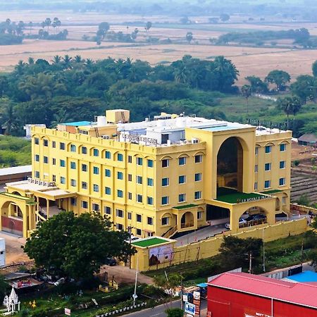 Le Royale Palace Karaikal Buitenkant foto