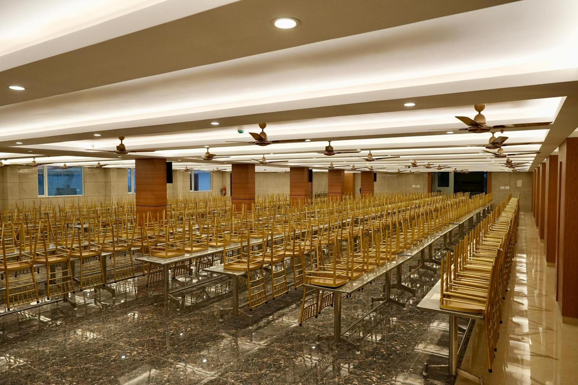 Le Royale Palace Karaikal Buitenkant foto