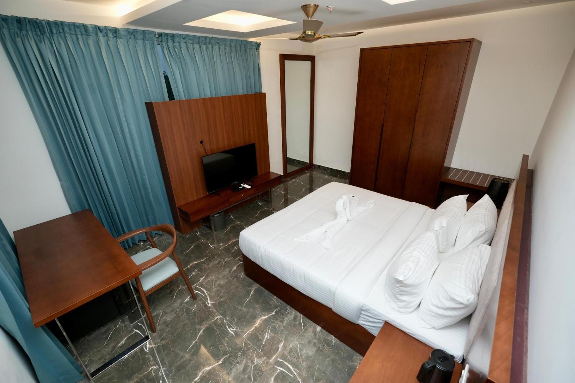 Le Royale Palace Karaikal Buitenkant foto