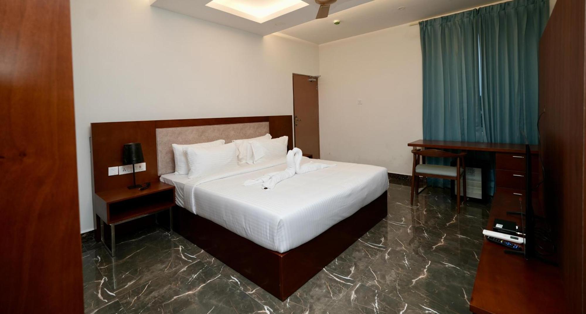 Le Royale Palace Karaikal Buitenkant foto