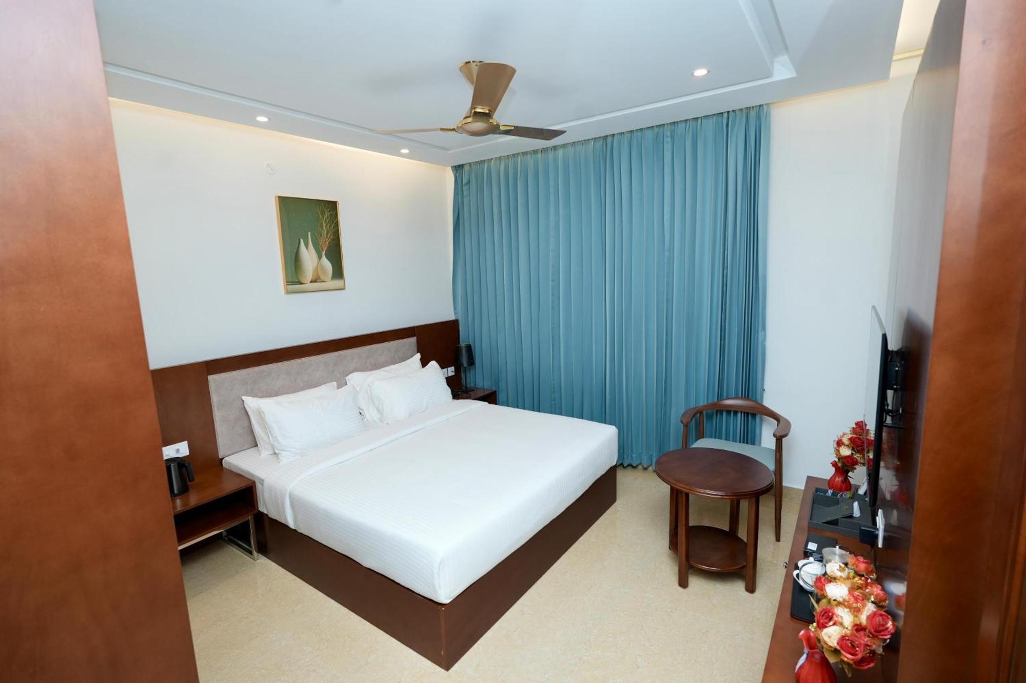 Le Royale Palace Karaikal Buitenkant foto