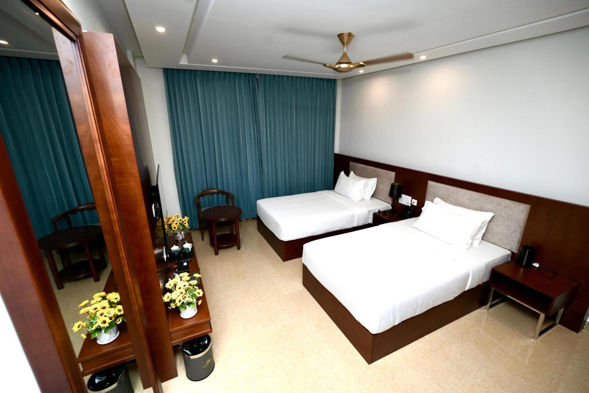 Le Royale Palace Karaikal Buitenkant foto